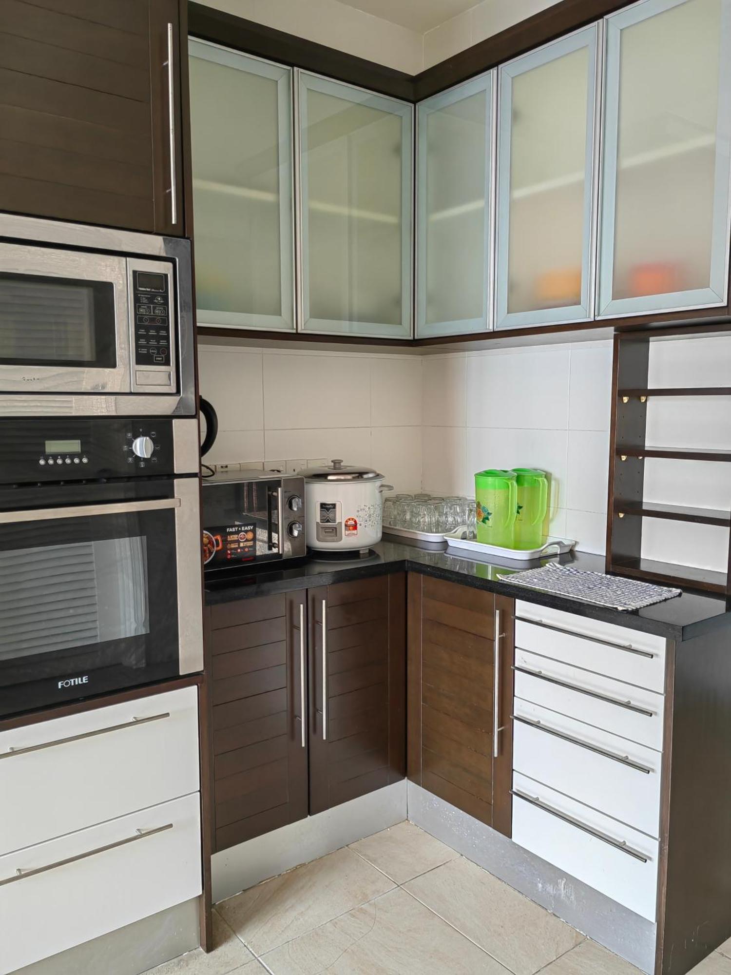 Town Condo - Marina Court Kota Kinabalu * Kota Kinabalu